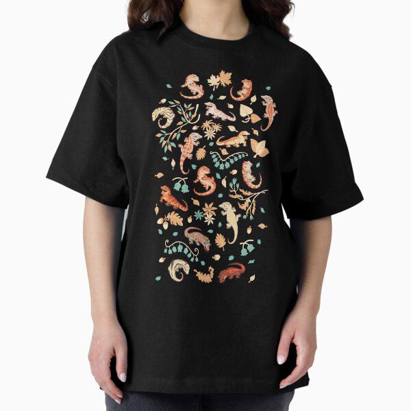 Autumn geckos in dark brown